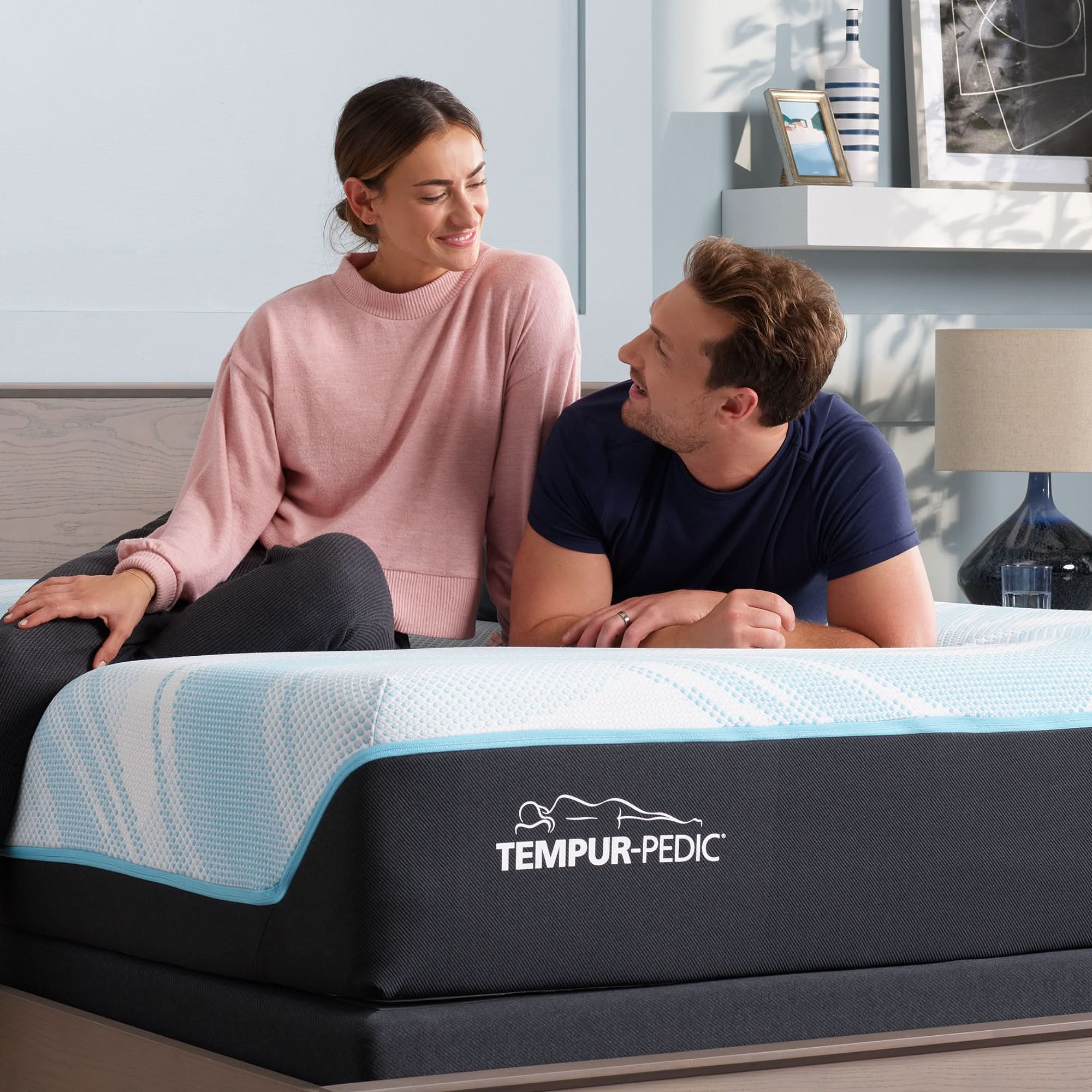 Tempur-Pedic® LuxeBreeze® Firm - Image 8